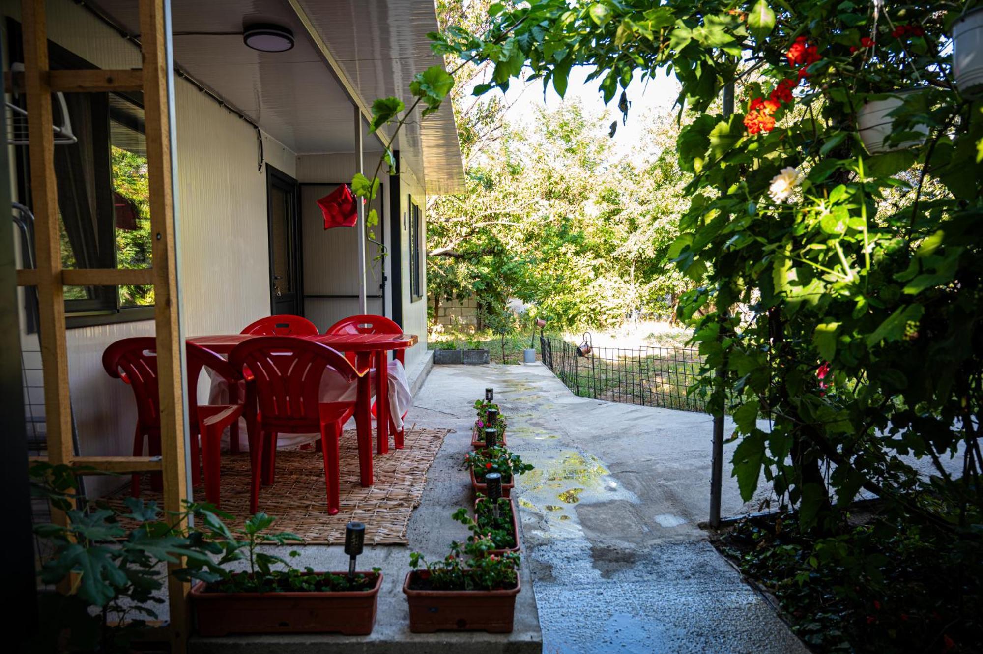 Casa La Dinamo Hotel Două Mai Екстериор снимка